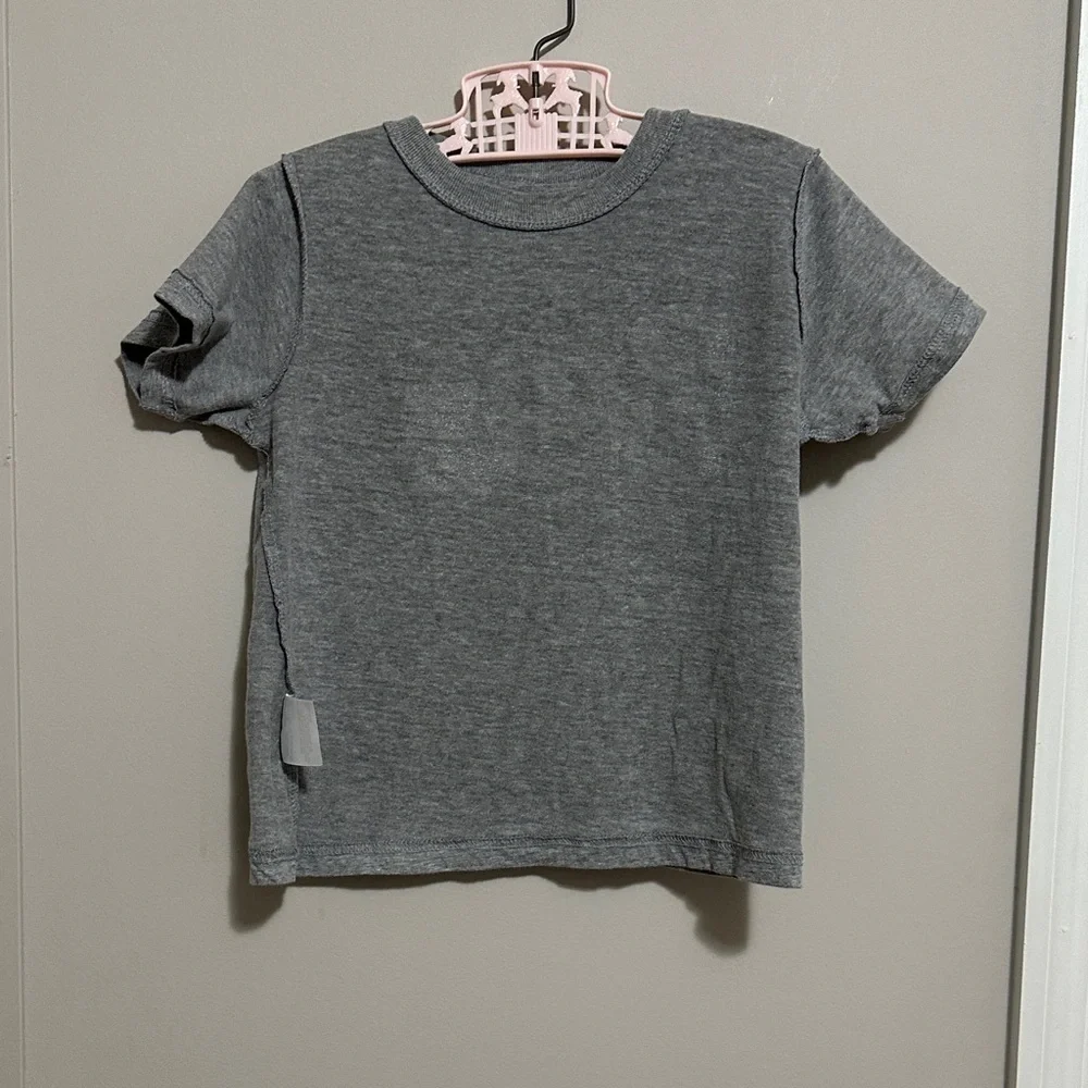 Gray Halloween Boo Kids T-Shirt EUC very soft comfortable Like new a fab fun top - Picture 5 of 7